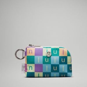 Lululemon Clippable Card Pouch, Mini Multi/Vapor -NWT